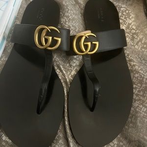 Gucci Thong Sandals